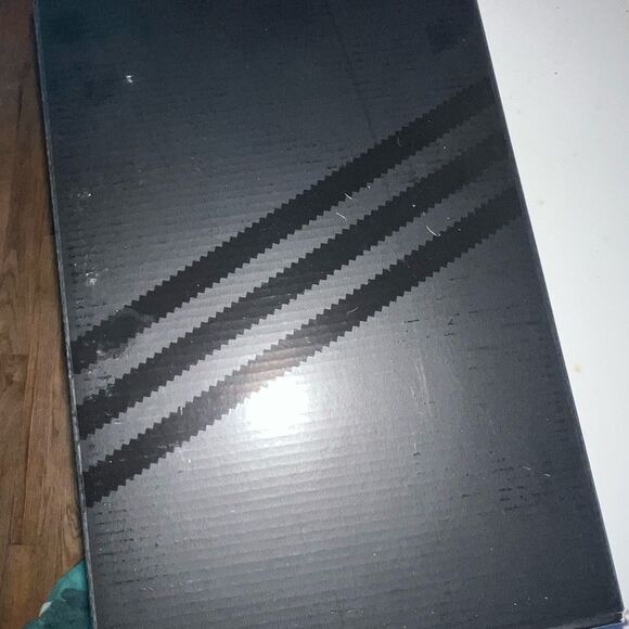 Adidas Women’s Barreda Decode Sneakers Size 9 - Picture 9 of 10